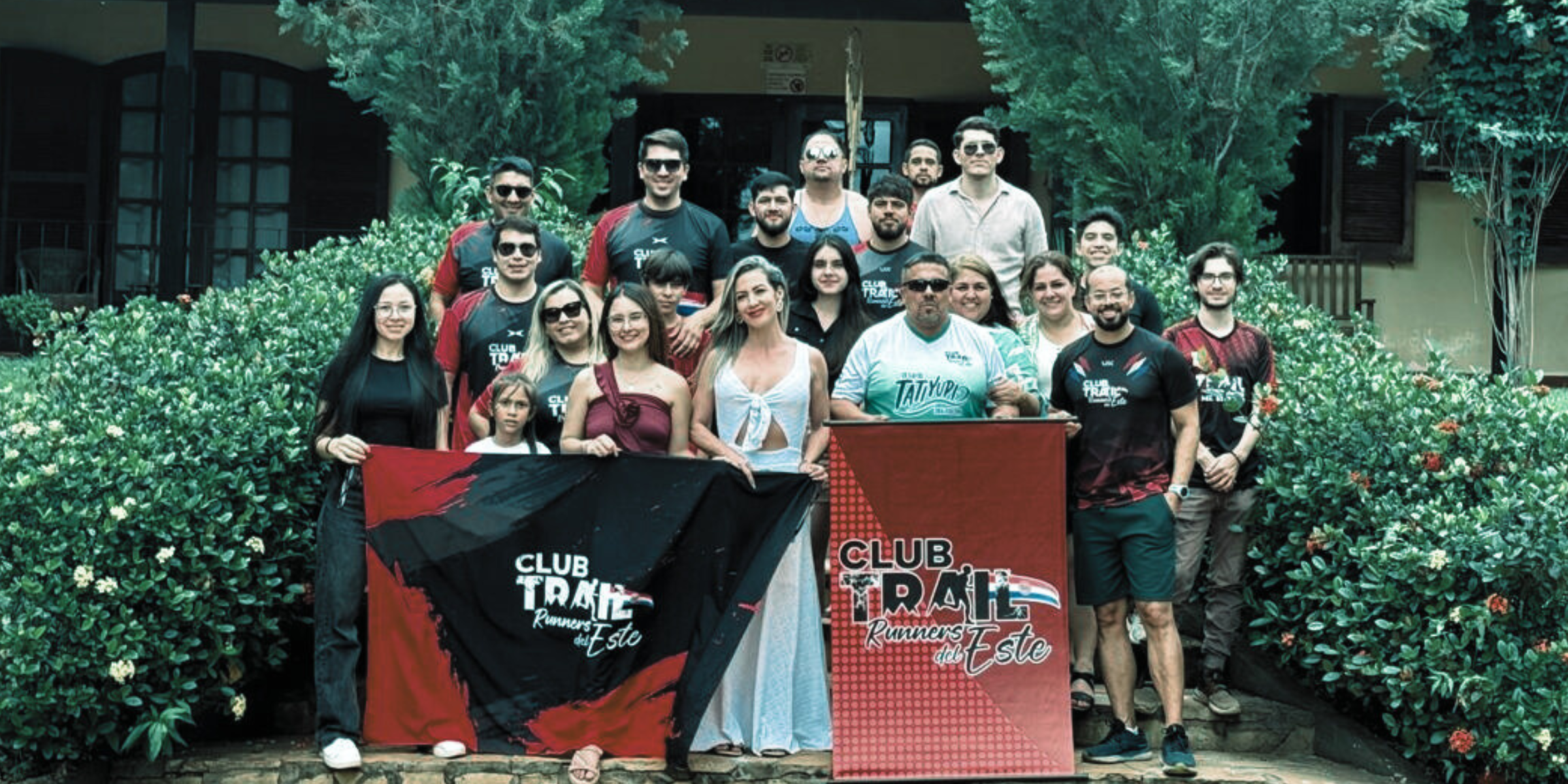 Corredores en un evento del Club Trail Runners del Este